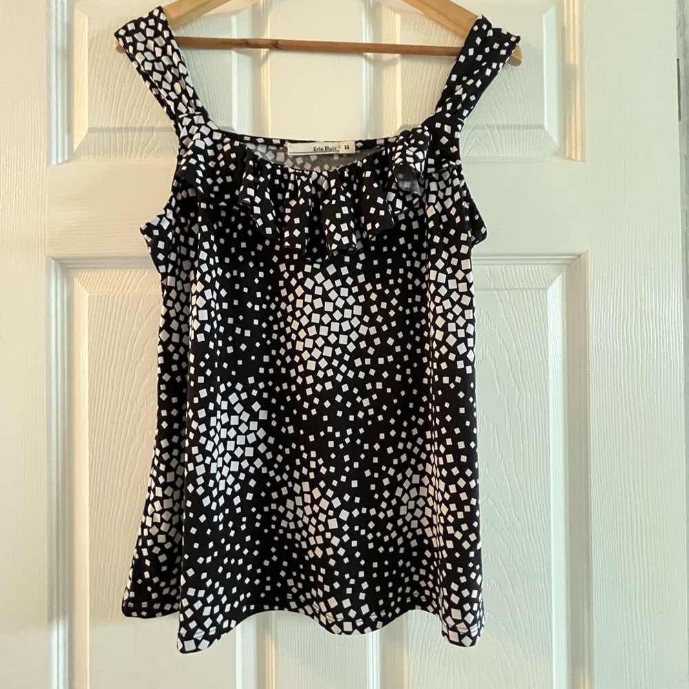 Black and White Top